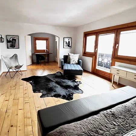 シャレー 4 Season *