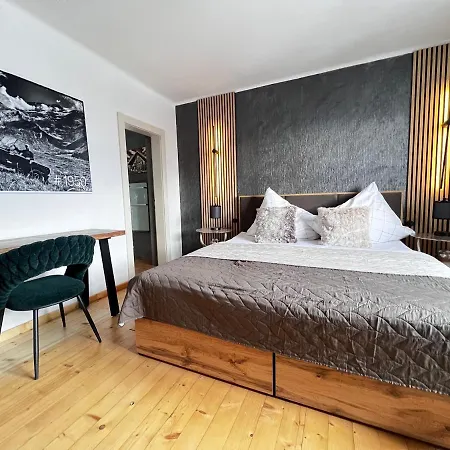 Chalet 4 Season Zell am See