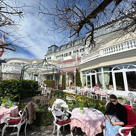 シャレー 4 Season *